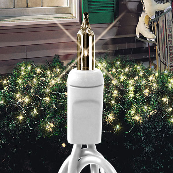 (150) Bulbs - Clear Net Lights Image