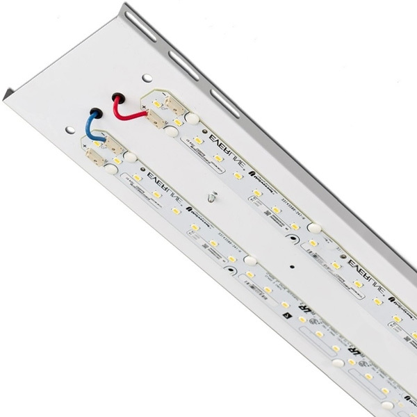 LED Retrofit Strip Light - 6500 Lumens - 3000K